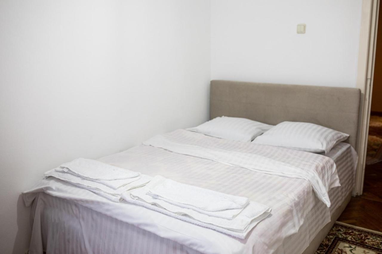 C Central Apartament Drobeta Turnu Severin Exterior photo
